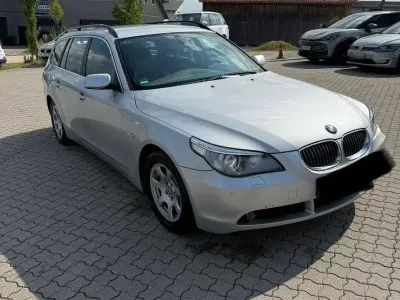 Gebraucht BMW 525 Sport Line 177 PS (130 kW) 2006 Grau Kombi