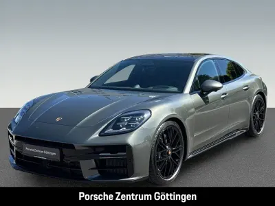 Neu Porsche Panamera GTS 500 PS (367 kW) 2026 Gruen Kleinwagen