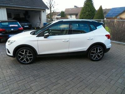 Gebraucht Seat Arona XCELLENCE 116 PS (85 kW) 2018 "candy" weiss SUV