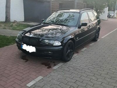 gebraucht BMW 318 i Black