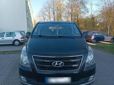 Gebraucht Hyundai H-1 136 PS (100 kW) 2017 Schwarz Van / Kleinbus