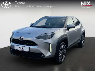 Gebraucht Toyota Yaris Cross Style 131 PS (96 kW) 2024 Silber SUV