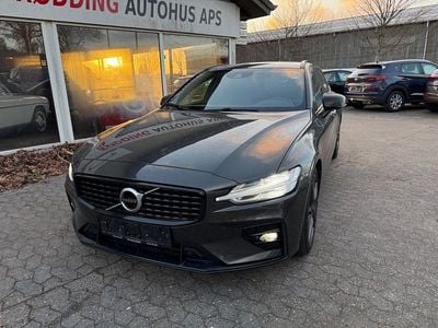Gebraucht Volvo V60 R-Design 190 PS (139 kW) 2020 Grau Kombi