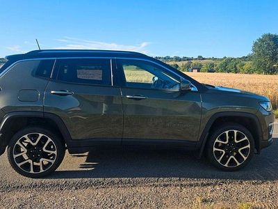 Grün Gebraucht 2018 Jeep Compass Limited SUV | 12.150 € (Guter Preis)