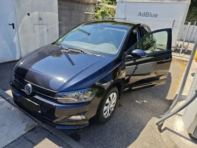 Gebraucht VW Polo Comfortline 95 PS (69 kW) 2020 Schwarz Kleinwagen