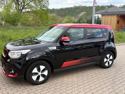 Second-hand Kia Soul Play 80 kW (110 CP) 2016 Negru SUV