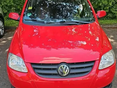 Gebraucht VW Fox 55 PS (40 kW) 2006 Rot Kleinwagen