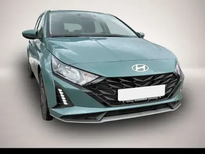 Neu Hyundai i20 GO! 90 PS (66 kW) 2026 Grün Kleinwagen