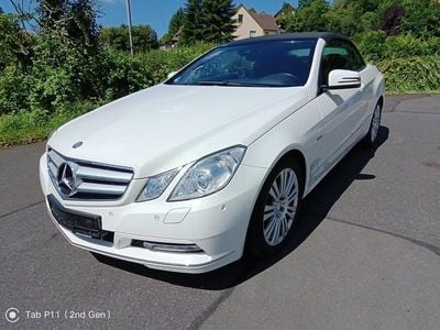 Gebraucht Mercedes E200 184 PS (135 kW) 2011 Weiß Cabrio