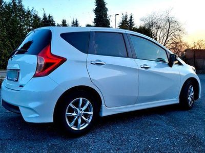 Gebraucht Nissan Note Acenta 90 PS (66 kW) 2015 Weiß Kleinwagen