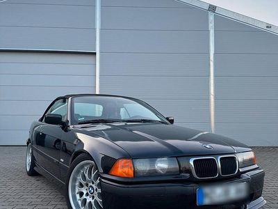 BMW 320 Cabriolet