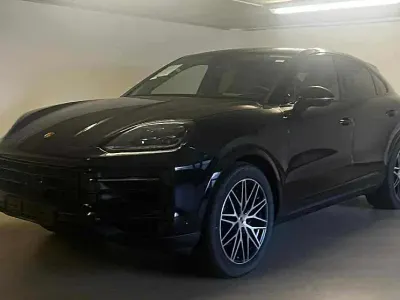 Neu Porsche Cayenne 354 PS (260 kW) 2026 Schwarz SUV