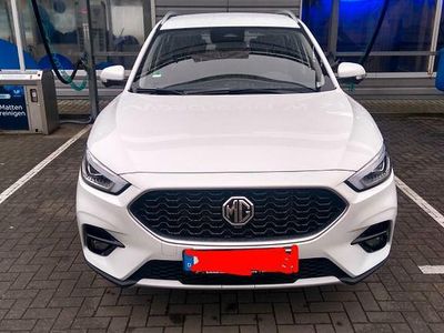 Gebraucht MG ZS Luxury 106 PS (77 kW) 2025 Schwarz SUV