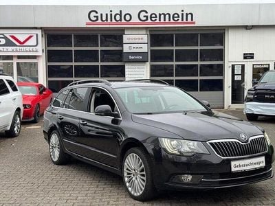 Gebraucht Skoda Superb Best of 199 PS (146 kW) 2015 Schwarz Kombi