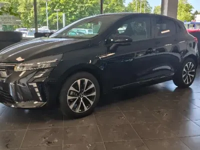 Neu Mitsubishi Colt Plus 67 PS (49 kW) 2026 Onyxschwarz Kleinwagen