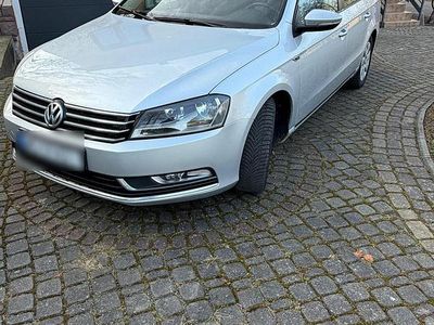 Gebraucht VW Passat 150 PS (110 kW) 2012 Silber Kombi