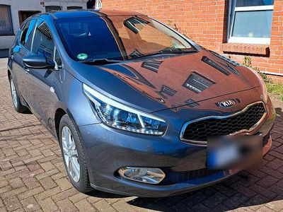 Gebraucht Kia Ceed 99 PS (72 kW) 2014 Kleinwagen