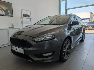 Gebraucht Ford Focus ST-Line 182 PS (133 kW) 2018 Grau Limousine