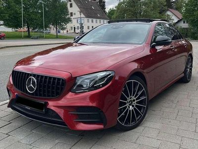 Gebraucht 2016 Mercedes E220 AMG line Limousine | 26.500 € (Teuer)