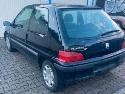 Peugeot 106