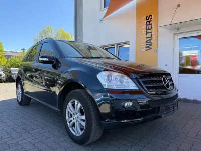 Usado Mercedes ML280 190 HP (139 kW) 2008 Preto SUV