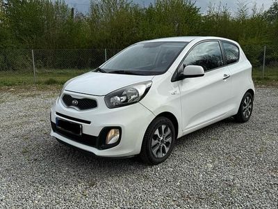 Second-hand Kia Picanto 69 CP (50 kW) 2014 Alb Hatchback