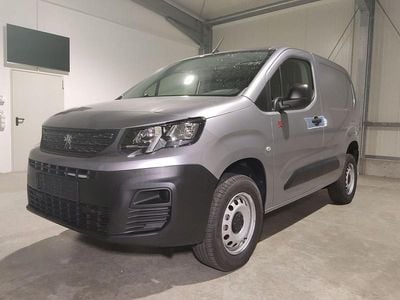 Neu Peugeot Partner 131 PS (96 kW) 2025 Grau artense metallic Van / Kleinbus