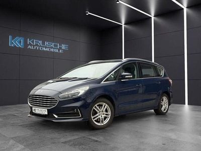 Blau Gebraucht 2020 Ford S-MAX Titanium Van / Kleinbus | 17.490 €