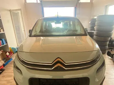 Gebraucht Citroën Berlingo Feel 102 PS (75 kW) 2020 Andere farben Van / Kleinbus