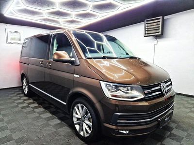 Usata VW T6 Generation Six 204 CV (150 kW) 2015 Marrone Furgone