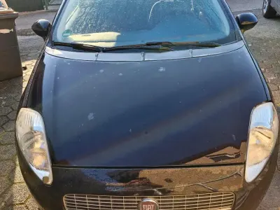 Gebraucht Fiat Punto 60 PS (44 kW) 2009 Blau Kleinwagen