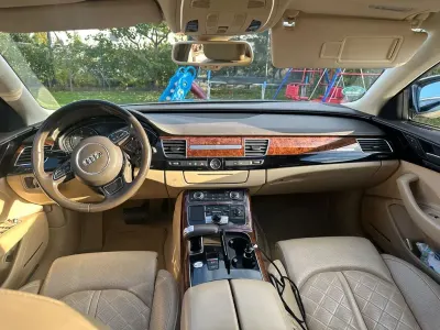 Gebraucht Audi A8 Business 440 PS (323 kW) 2010 Gold Limousine