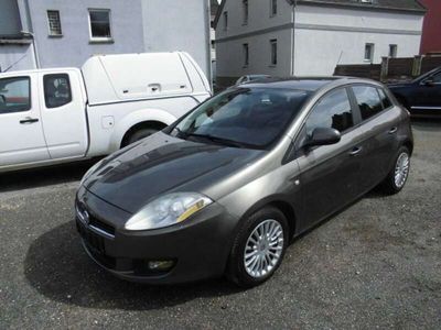 gebraucht Fiat Bravo 1.4 16V Active Tüv+Au neu