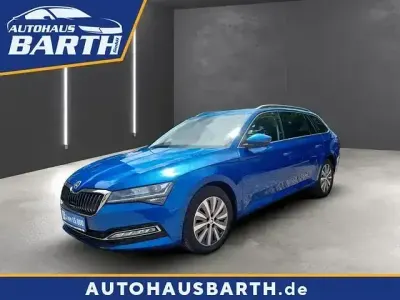 Gebraucht Skoda Superb 280 PS (205 kW) 2022 Blau Kombi