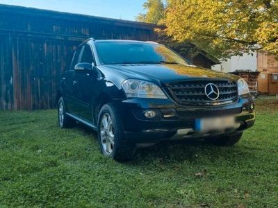 Mercedes ML320