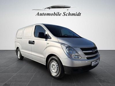 Second-hand Hyundai H-1 136 CP (100 kW) 2009 Argintiu Monovolum