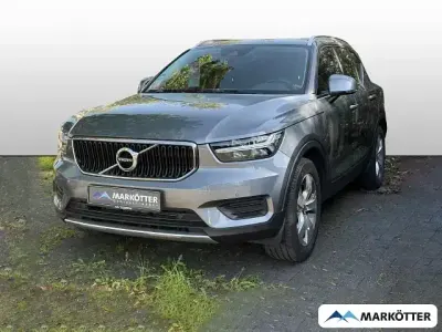 Usado Volvo XC40 Momentum 190 HP (139 kW) 2018 Cinzento SUV