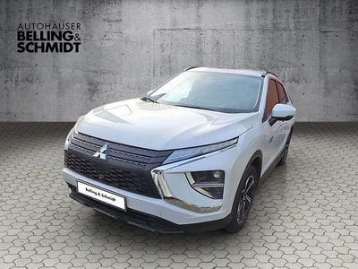 Gebraucht Mitsubishi Eclipse Cross Basis 98 PS (72 kW) 2022 Rot (metallic) SUV