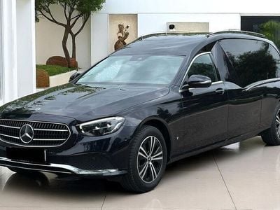 Gebraucht Mercedes E220 194 PS (142 kW) 2021 Schwarz Limousine