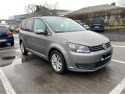Andere farben Gebraucht 2010 VW Touran Van / Kleinbus | 5.800 €