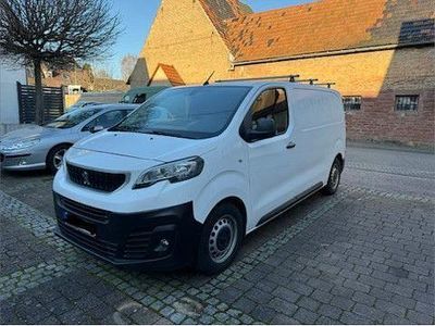 Gebraucht Peugeot Expert 150 PS (110 kW) 2019 Weiß Van