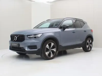 Gebraucht Volvo XC40 R-Design 179 PS (131 kW) 2022 Grau SUV