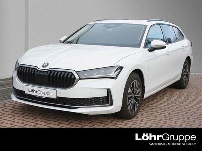 Kristallweiß uni Gebraucht 2025 Skoda Superb Selection Kombi | 38.880 € (Fairer Preis)