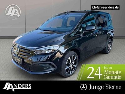 Gebraucht Mercedes EQT200 89 kW (122 PS) 2024 Schwarz Van / Kleinbus