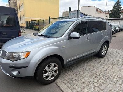 Gebraucht Mitsubishi Outlander Instyle 170 PS (125 kW) 2009 Silber SUV