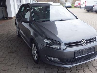 Usado VW Polo Team 90 HP (66 kW) 2011 Cinzento Citadino
