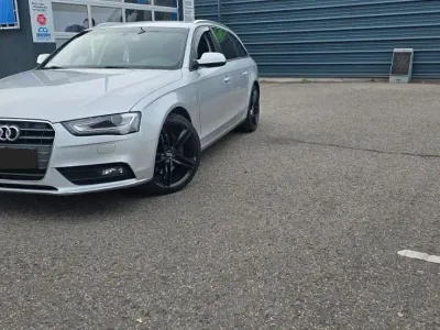 Gebraucht Audi A4 Ambiente 204 PS (150 kW) 2012 Grau Kombi