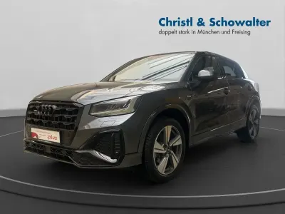 Używany Audi Q2 S-Line 190 KM (139 kW) 2025 Szary SUV