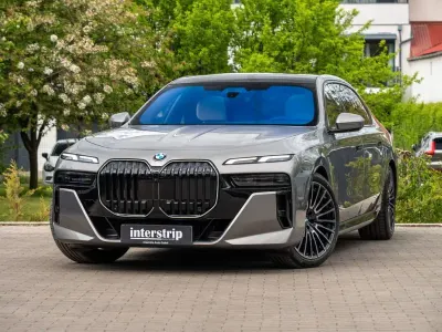 Gebraucht BMW 740 M Sport 286 PS (210 kW) 2026 Grau Limousine