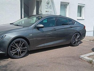 Usata Opel Insignia Dynamic 170 CV (125 kW) 2017 Grigio Berlina